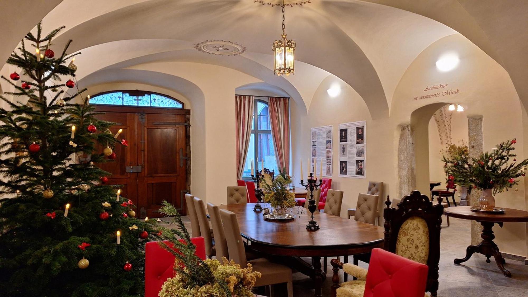 Stadtpalais Familien-Suite 4 Zimmer Mit Galerie Maximal 6 Personen Будишин Екстер'єр фото