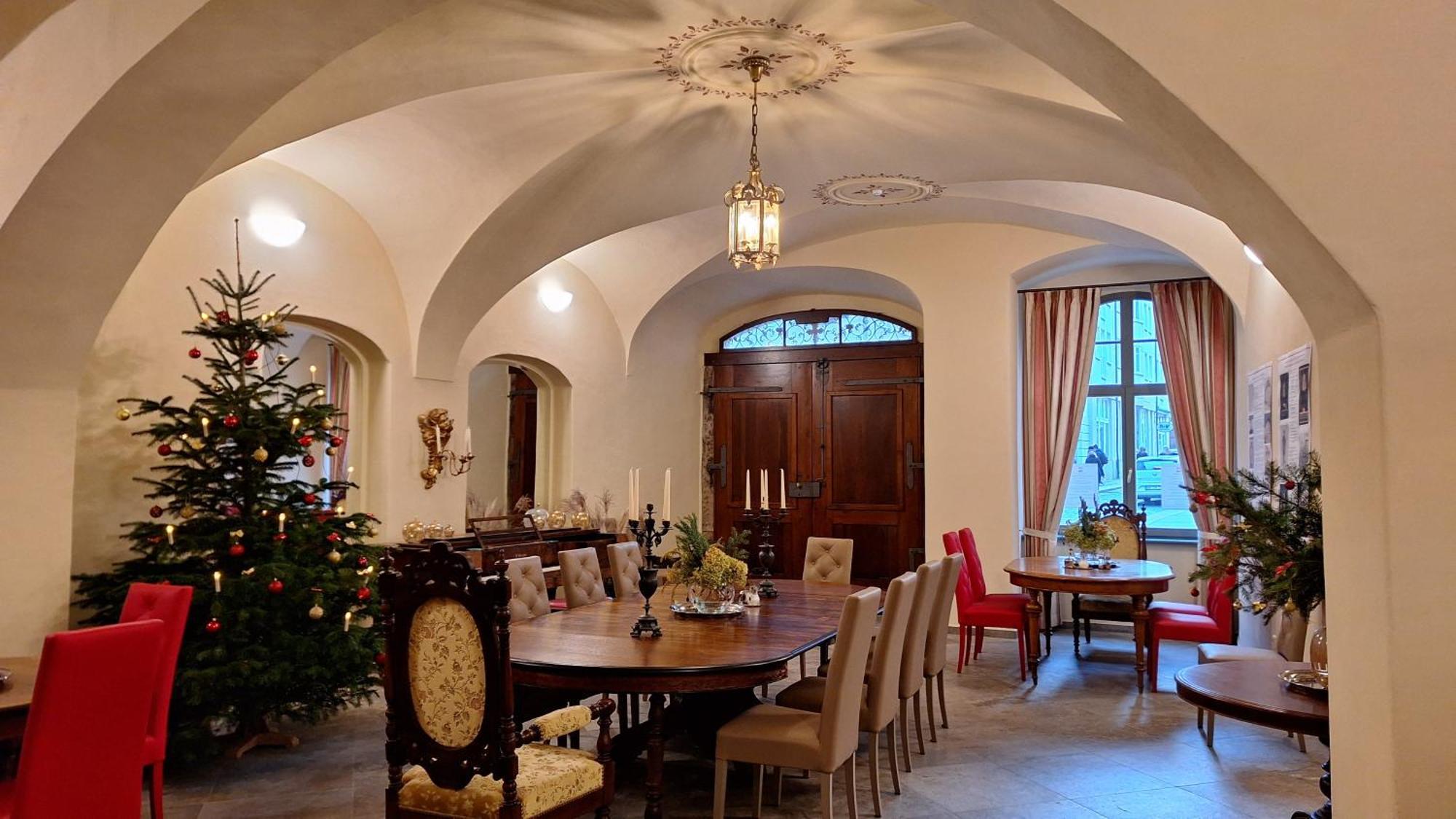 Stadtpalais Familien-Suite 4 Zimmer Mit Galerie Maximal 6 Personen Будишин Екстер'єр фото