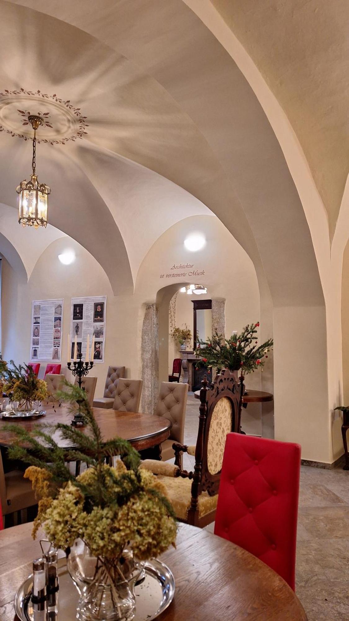 Stadtpalais Familien-Suite 4 Zimmer Mit Galerie Maximal 6 Personen Будишин Екстер'єр фото