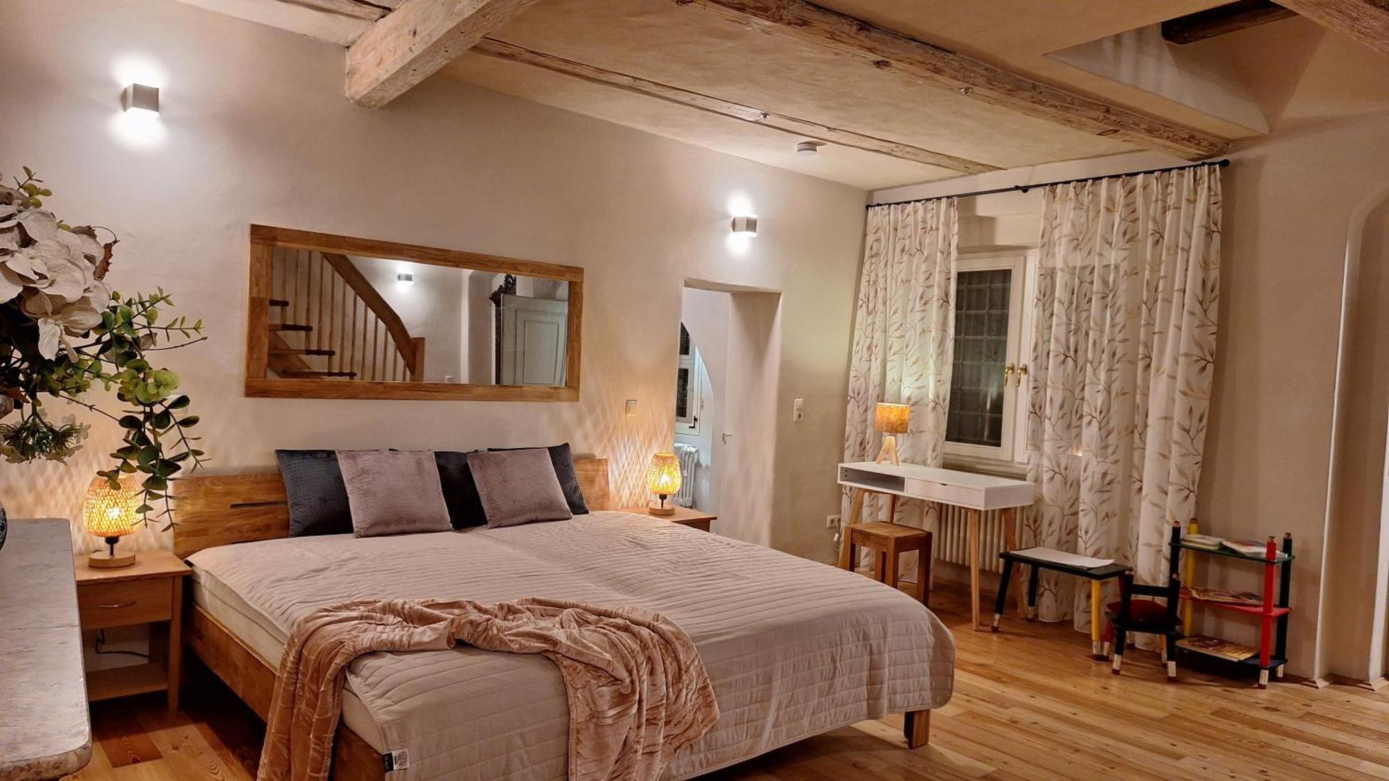 Stadtpalais Familien-Suite 4 Zimmer Mit Galerie Maximal 6 Personen Будишин Екстер'єр фото