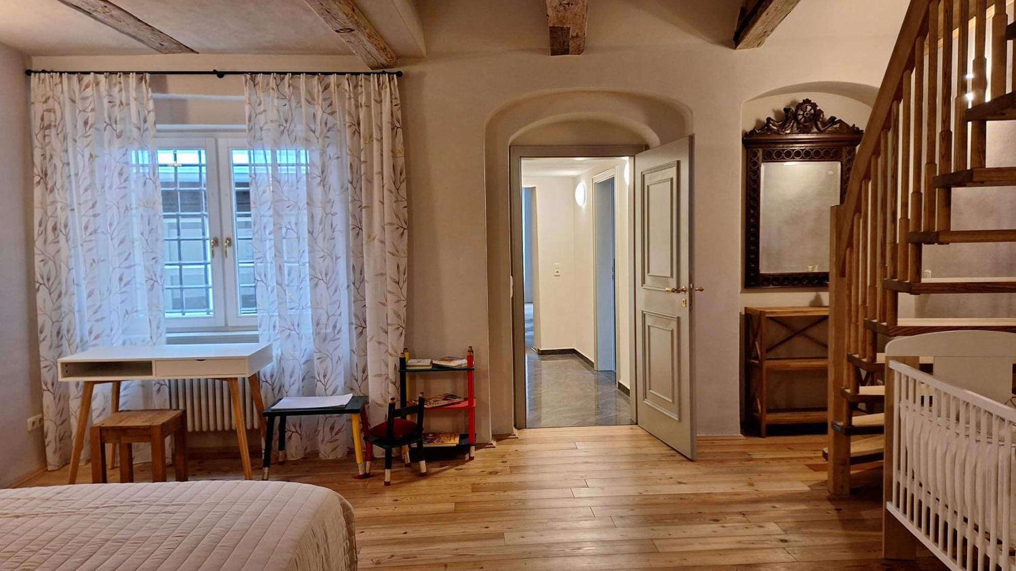 Stadtpalais Familien-Suite 4 Zimmer Mit Galerie Maximal 6 Personen Будишин Екстер'єр фото